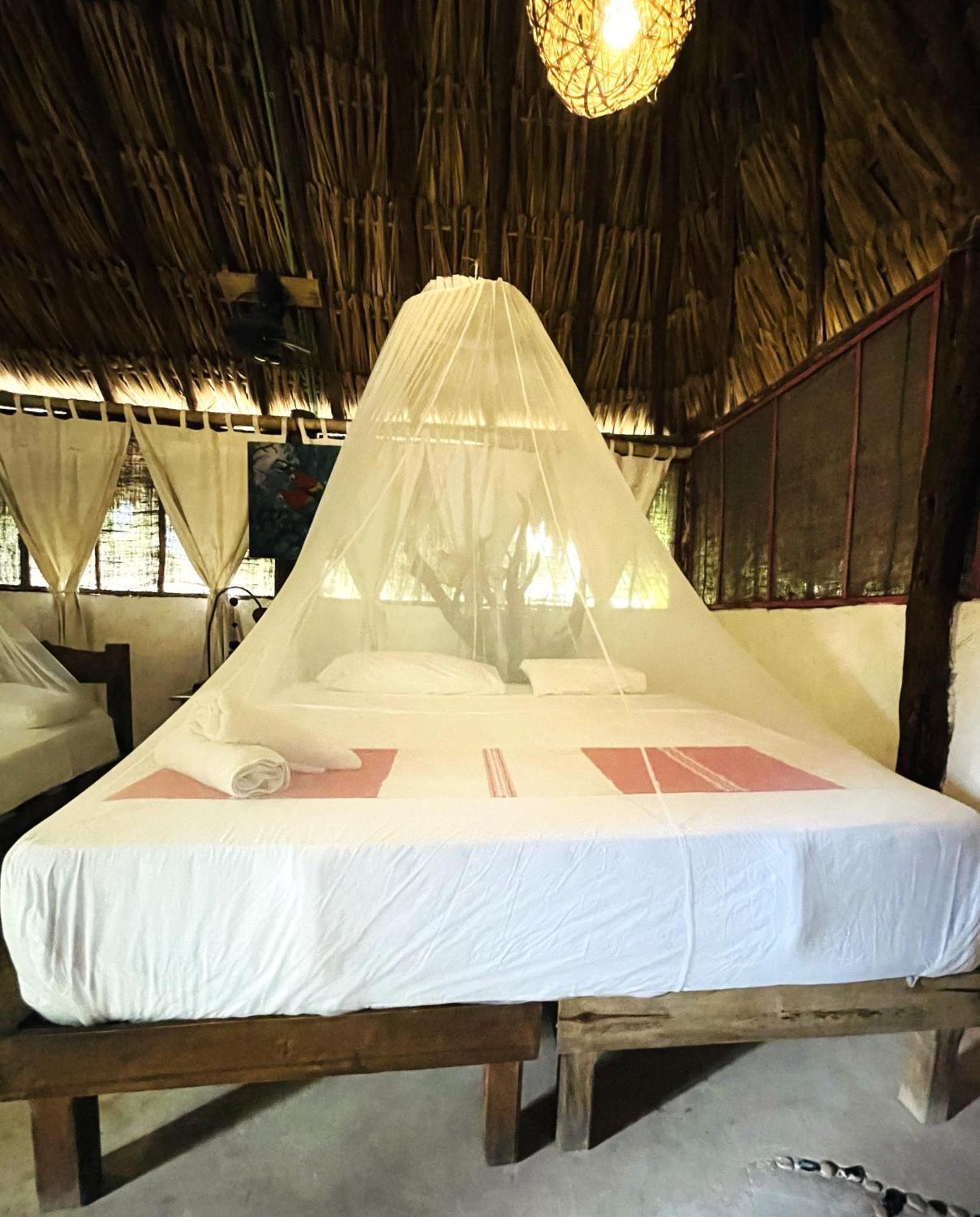 Casa Jade Ecobungalows Las Coloradas Yuluc Eksteriør billede