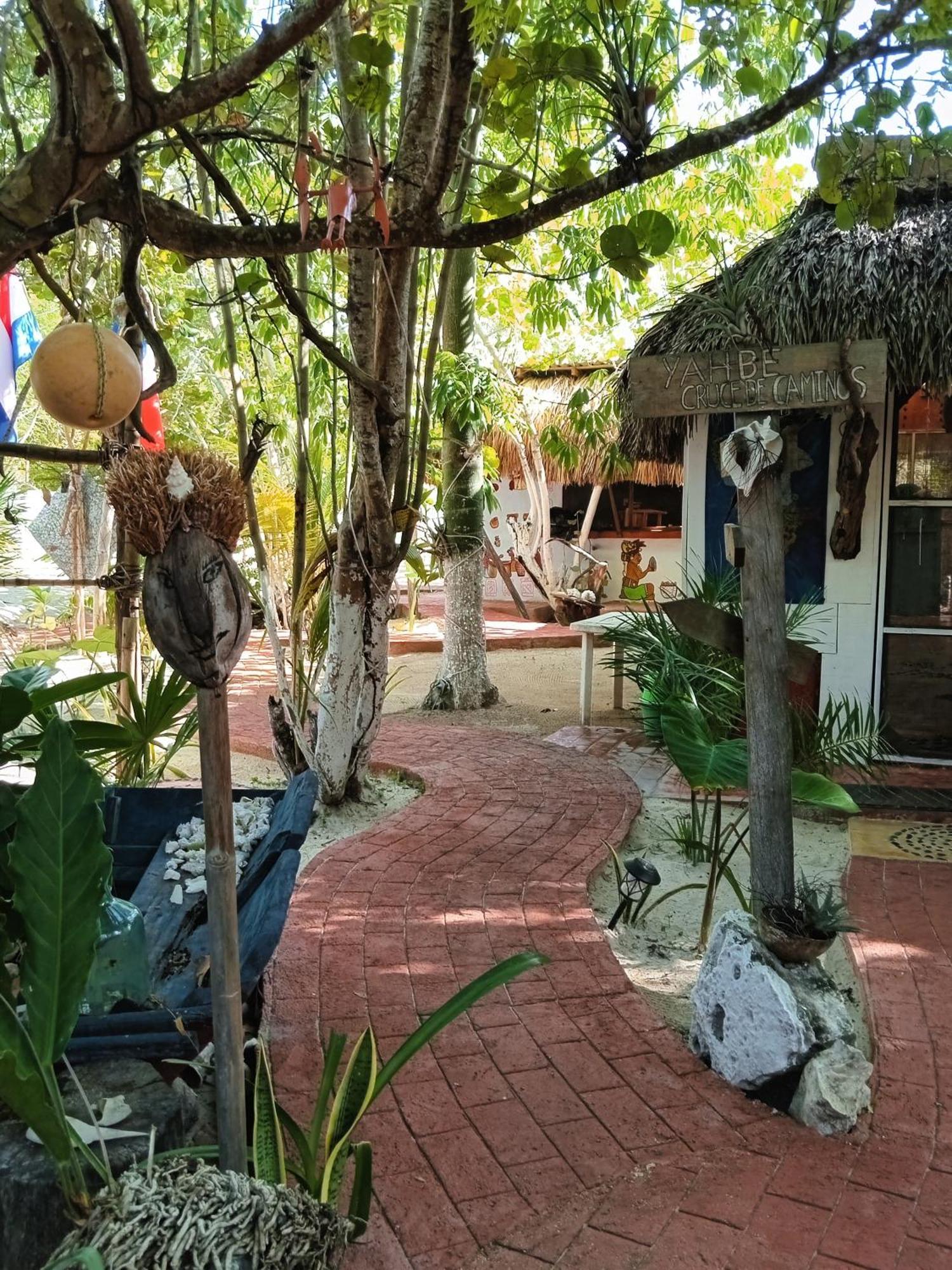 Casa Jade Ecobungalows Las Coloradas Yuluc Eksteriør billede